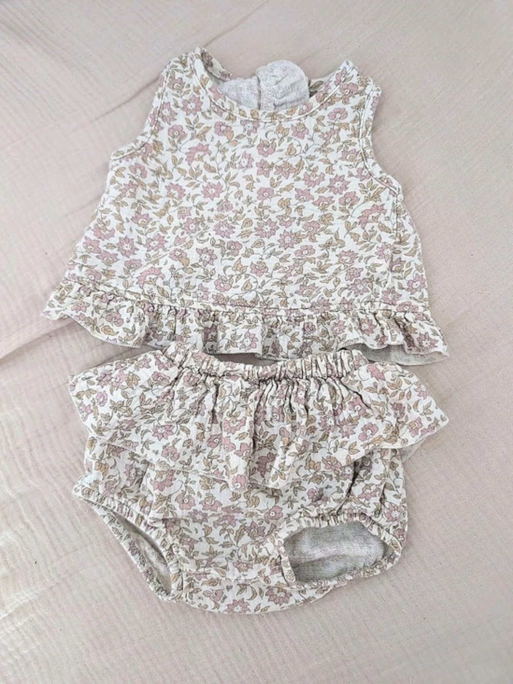 Quincy Mae Ruffle Tank and Bloomer Set Floral Pink & White